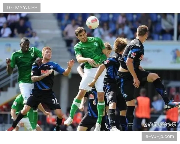 拜仁锋线火力全开，多点开花助球队强势领跑联赛