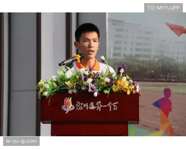 Osimhen引领现代足球新风潮：以信念与激情塑造卓越之路