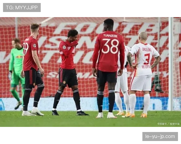 拉菲尼亚状态回暖成关键先生，持续助力球队冲击冠军