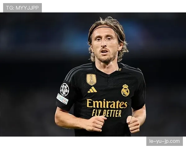 莫德里奇状态回暖闪耀赛场，助球队斩获关键胜利