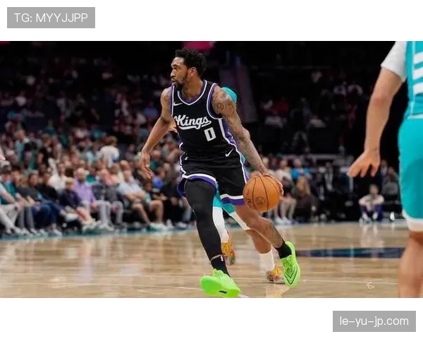 英超新星罗密欧·拉维亚状态回暖,助球队斩获关键胜利 英超新星罗密欧·拉维亚状态回暖,助球队斩获关键胜利