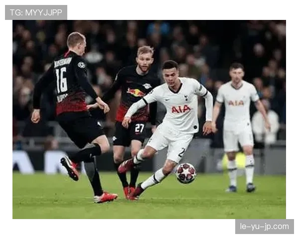 利兹联锋线火力全开，状态回暖成联赛焦点