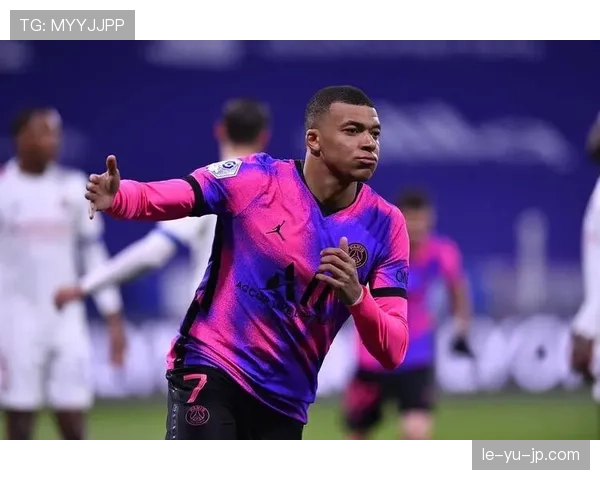 姆巴佩创法甲历史，成最年轻进球球员引领联赛新潮流