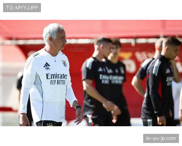 尼斯防守体系本赛季表现稳健,失球数位居法甲前列 尼斯防守体系本赛季表现稳健,失球数位居法甲前列