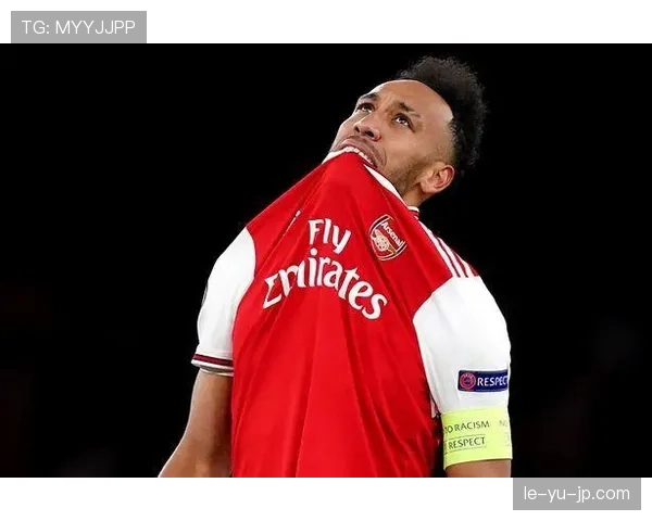 奥利·沃特金斯为何不被豪门关注？从战术适配与市场价值看英超高效前锋的非典型困局