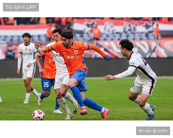 山东泰山中场缺少关键连接点，赛季推进中球队组织稳定性面临考验